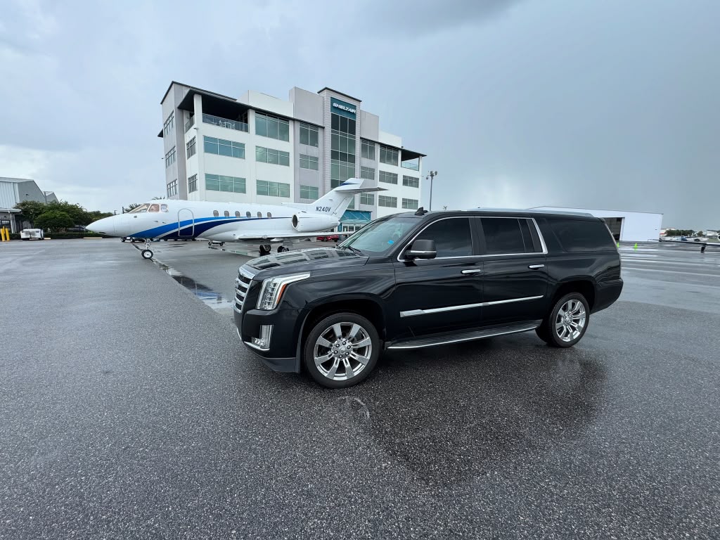 Limousine Service in Orlando, FL