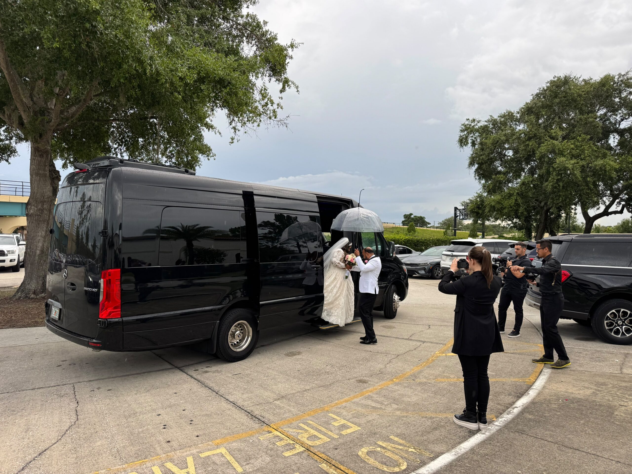 Limousine Service in Orlando, FL