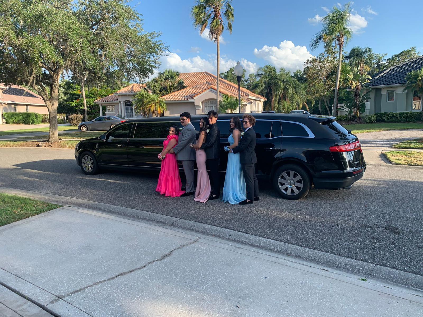 Limousine Service in Orlando, FL