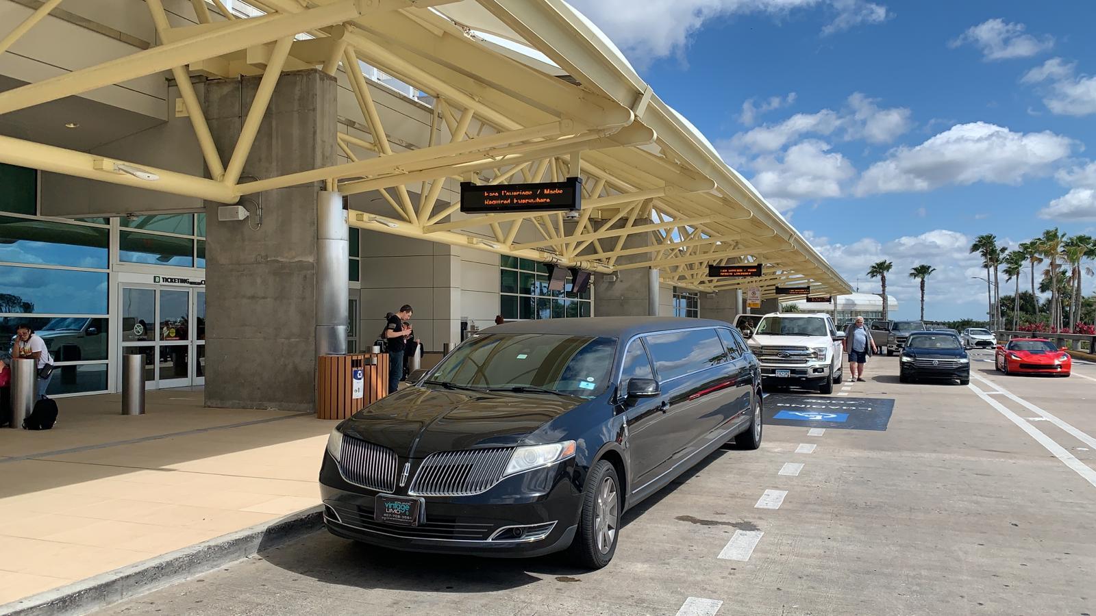 Limousine Service in Orlando, FL